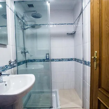 Amat - Adult Only Recommended - Playa El Bajondillo Torremolinos