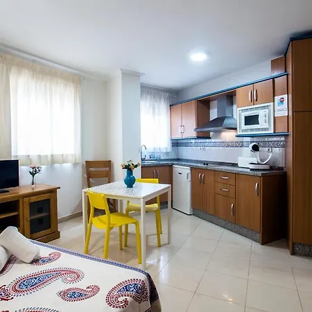 Apartamento Amat - Only Adult - Playa El Bajondillo Torremolinos