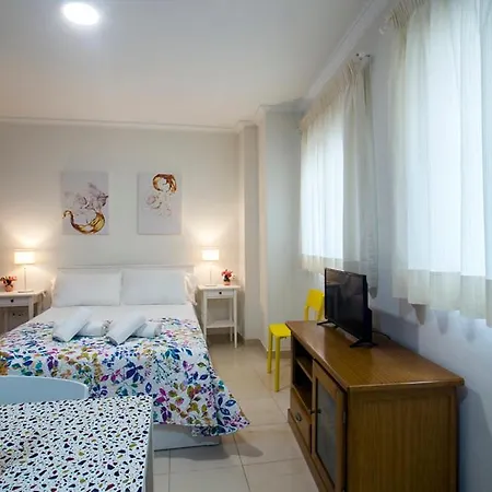 Amat - Adults Only Recomended - Playa El Bajondillo
