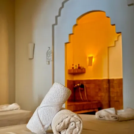 Amat - Adult Only Recommended - Playa El Bajondillo * 토레몰리노스