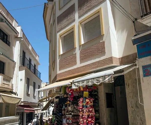 Amat & Massages (adults Only) Torremolinos