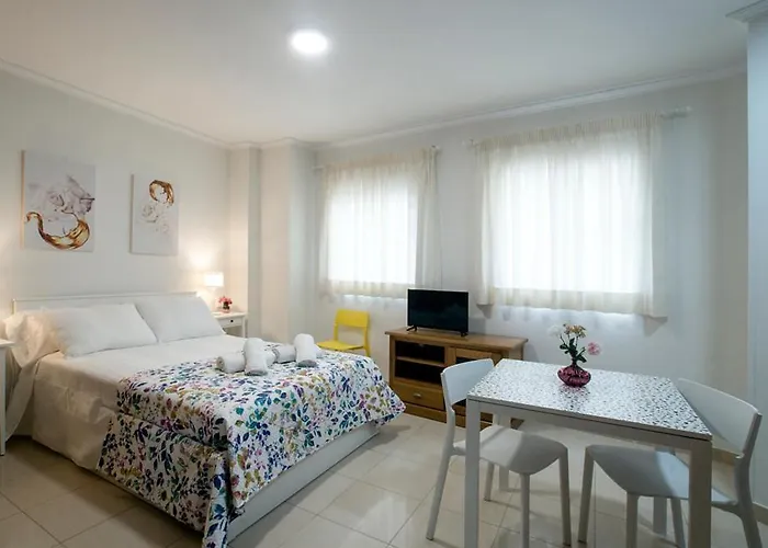 Amat - Adult Only Recommended - Playa El Bajondillo Lejlighed