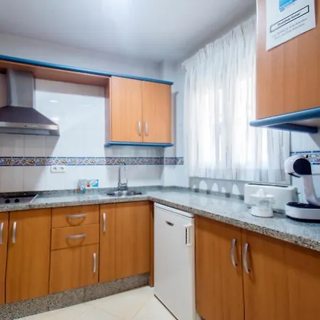 Amat - Adult Only Recommended - Playa El Bajondillo *