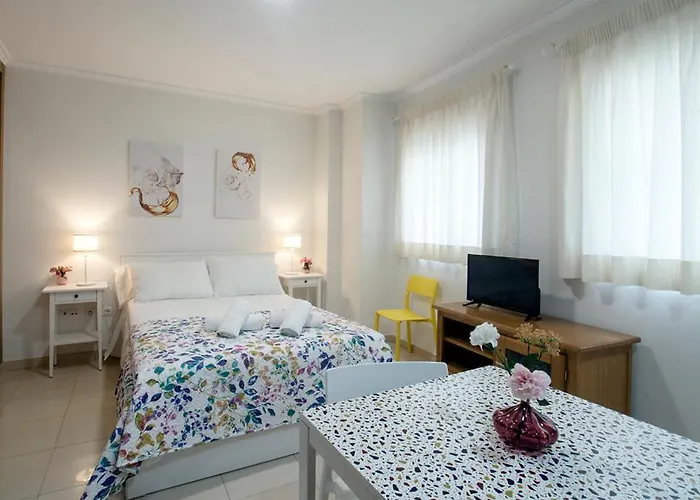 Amat - Adult Only Recommended - Playa El Bajondillo Appartamento *